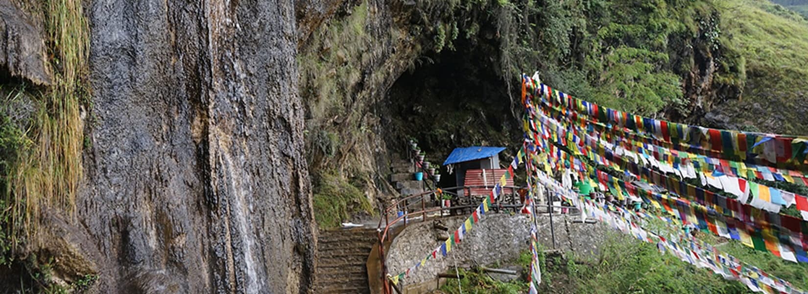 Gurusangvo Cave Mustang