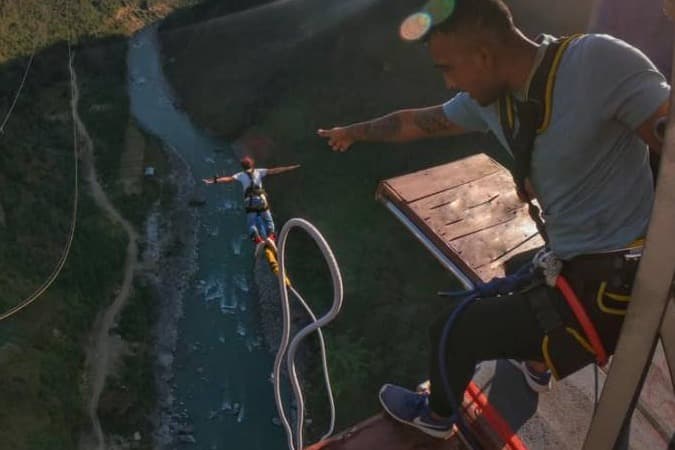 The Cliff Bungy and Swing at Kusma Parbat