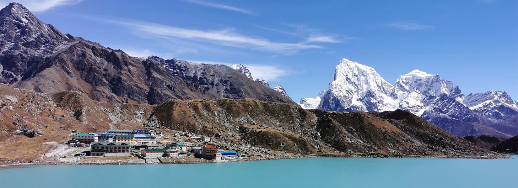 Everest Gokyo Lake Trek - <span class="font-light">14 days</span>